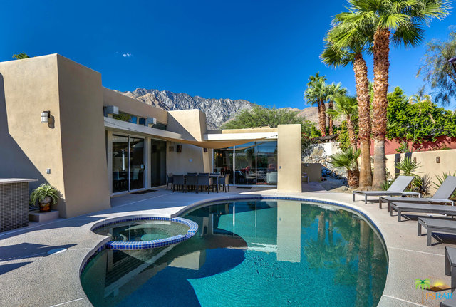 Image Number 1 for 700 W RACQUET CLUB RD in PALM SPRINGS