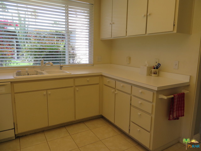 Image 14 for 2555 E JACARANDA RD