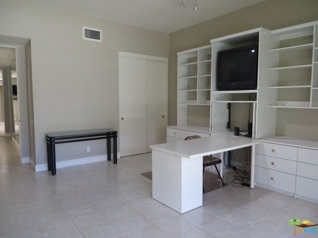 Image 24 for 2555 E JACARANDA RD