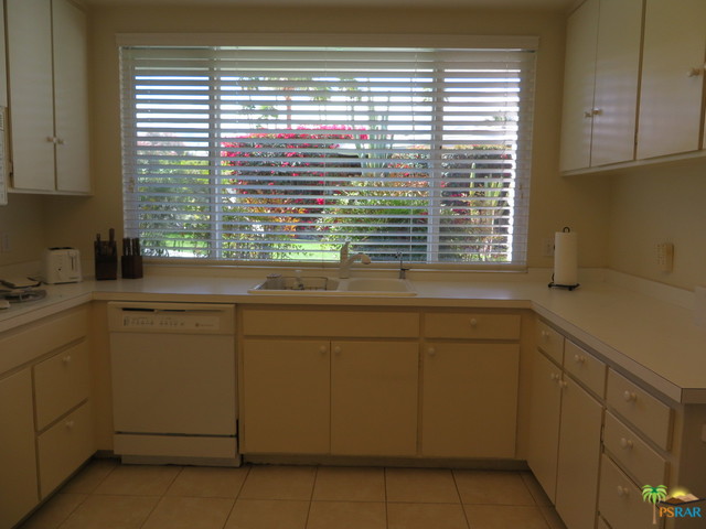 Image 13 for 2555 E JACARANDA RD