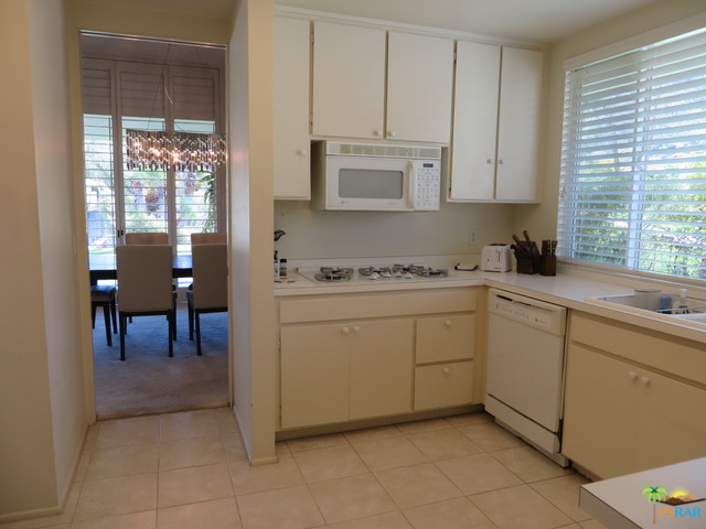 Image 12 for 2555 E JACARANDA RD
