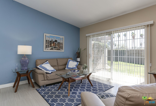 Image 4 for 505 FARRELL DR #A2
