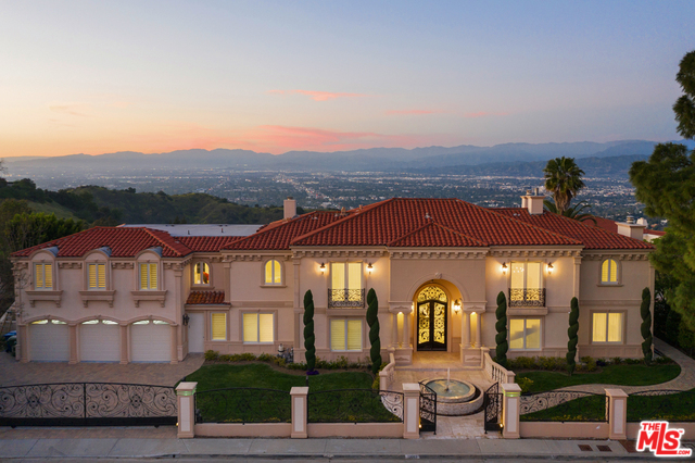 Photo of 12063 CREST CT, BEVERLY HILLS, CA 90210
