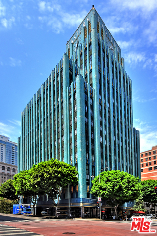 listing main picture