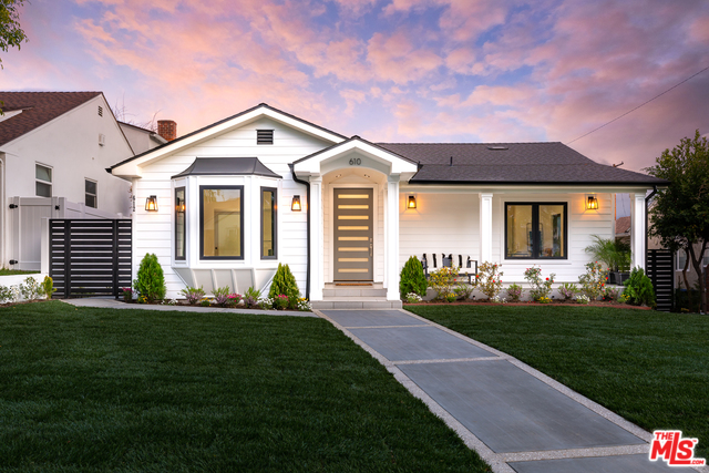 Photo of 610 E GRINNELL DR, BURBANK, CA 91501