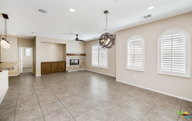 Image 5 for 359 E AMENO DR