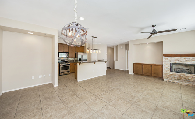 Image 6 for 359 E AMENO DR