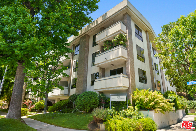 Photo of 10331 RIVERSIDE DR #101, TOLUCA LAKE, CA 91602