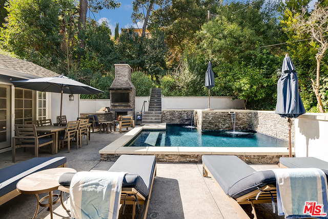 Photo of 4047 MADELIA AVE, SHERMAN OAKS, CA 91403