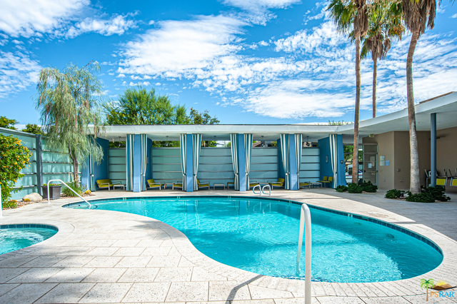 Image 4 for 850 PALM CANYON DR #201