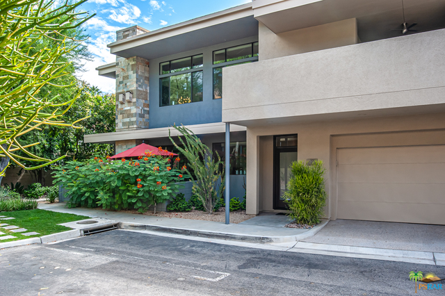 Image 2 for 850 PALM CANYON DR #201