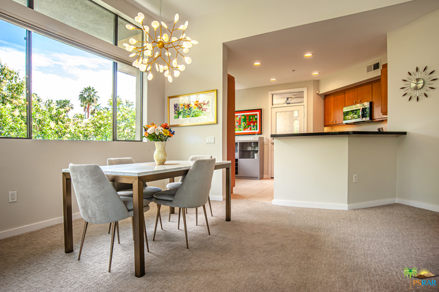 Image 10 for 850 PALM CANYON DR #201