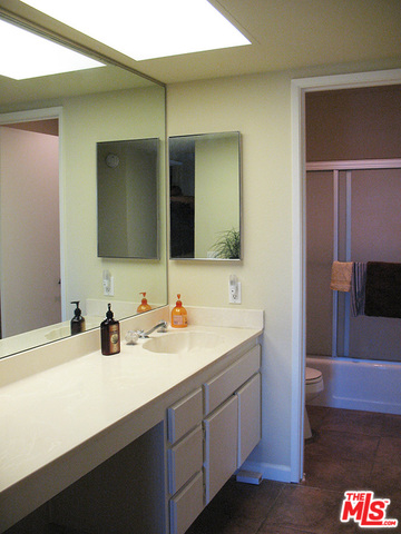 Image 11 for 2240 PALM CANYON DR #16