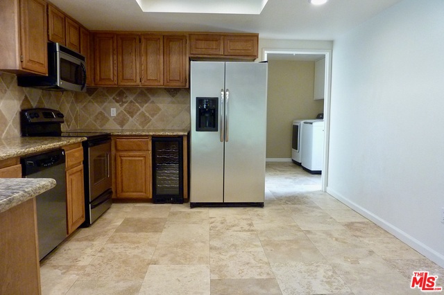 Image 12 for 1655 BEVERLY DR #E