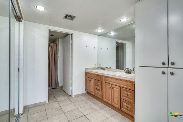 Image 18 for 2700 Mesquite Ave #D17
