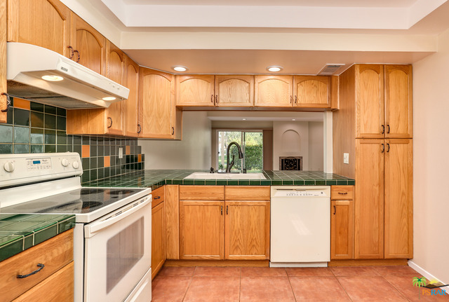 Image 18 for 6089 Fairway Cir