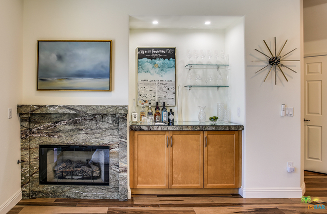 Image 8 for 1393 Yermo Dr S