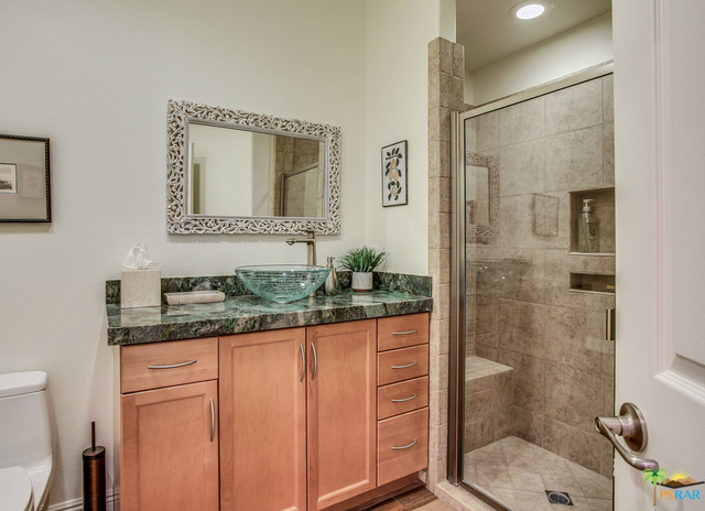 Image 15 for 1393 Yermo Dr S