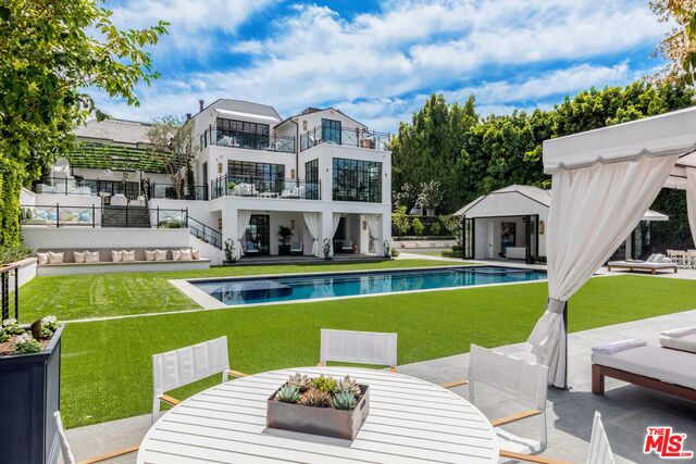 Photo of 1024 Ridgedale Dr, Beverly Hills, CA 90210