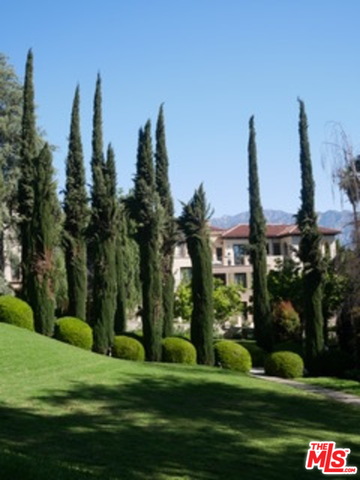 listing main picture