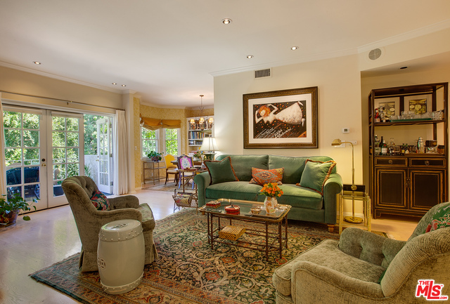 Photo of 4401 Moorpark Way #202, Toluca Lake, CA 91602