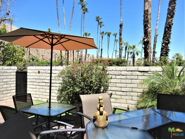 Image 2 for 1900 Palm Canyon Dr #23