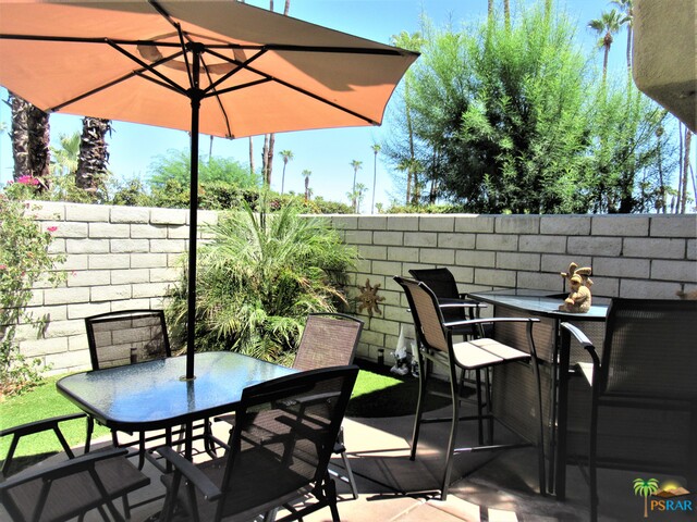 Image 4 for 1900 Palm Canyon Dr #23