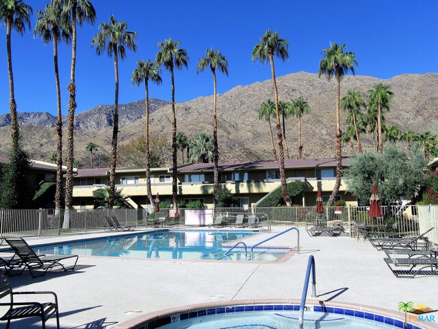Image 35 for 1900 Palm Canyon Dr #23