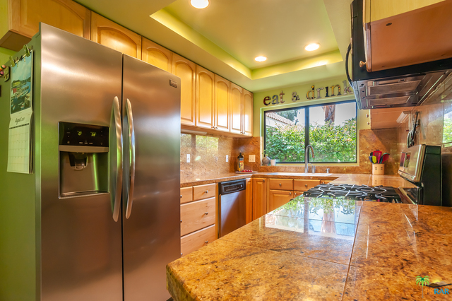 Image 9 for 1476 E Palm Tree Dr