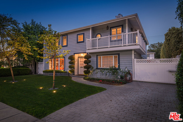 Photo of 444 S California St, Burbank, CA 91505