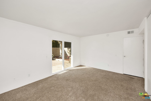 Image 15 for 1950 Palm Canyon Dr #123