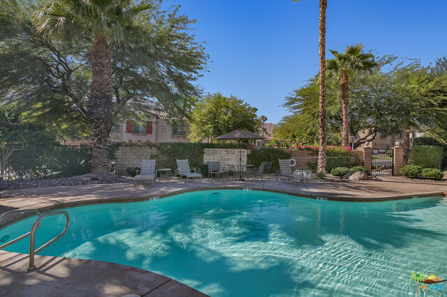 Image 18 for 1341 Yermo Dr