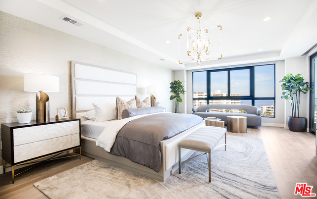 Photo of 17316 TRAMONTO DR #704, PACIFIC PALISADES, CA 90272