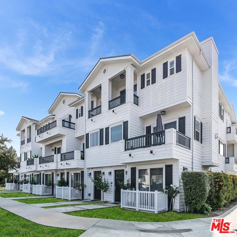 Photo of 4840 Cleon Ave #103, North Hollywood, CA 91601
