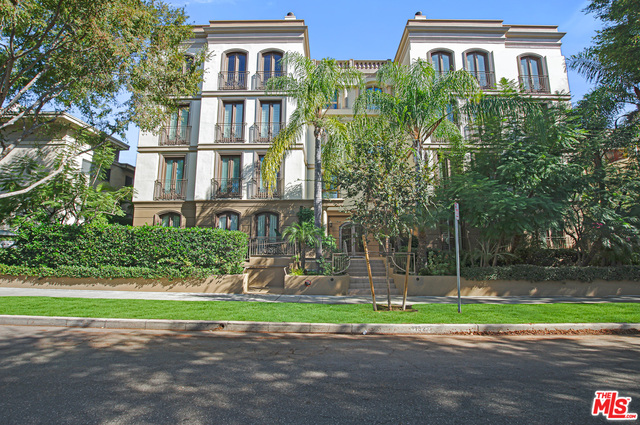 listing main picture