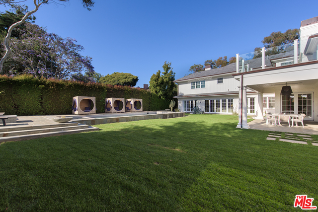 Photo of 687 Amalfi DR, PACIFIC PALISADES, CA 90272