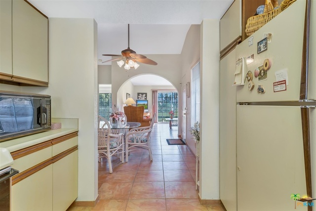 Image 16 for 500 Farrell Dr #B12