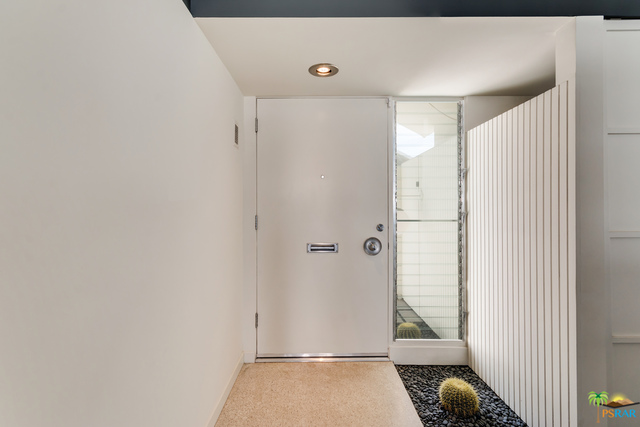 Image 4 for 1754 S Araby Dr