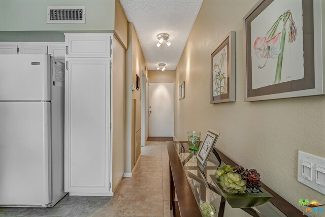 Image 5 for 1655 Palm Canyon Dr #208