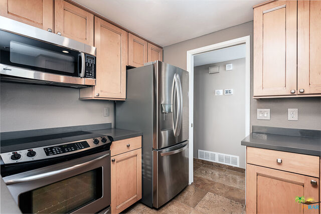 Image 10 for 2360 Miramonte Circle West  #B