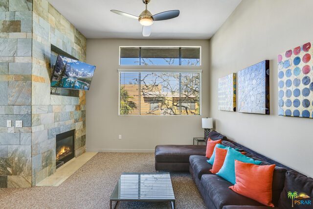 Image 5 for 900 Palm Canyon Dr #202