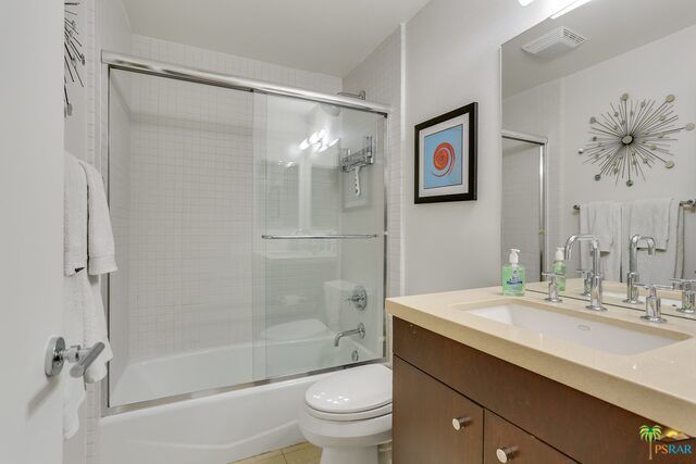 Image 19 for 900 Palm Canyon Dr #202