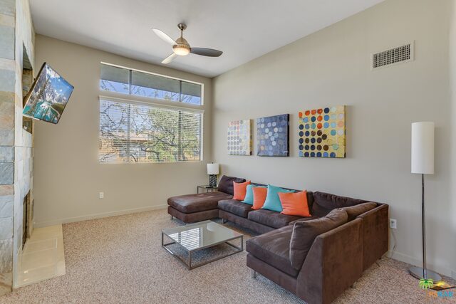 Image 4 for 900 Palm Canyon Dr #202