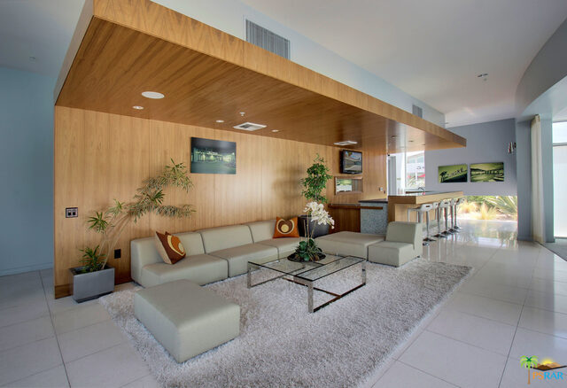 Image 32 for 900 Palm Canyon Dr #202