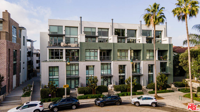 Photo of 13045 Pacific Promenade #337, Los Angeles, CA 90094
