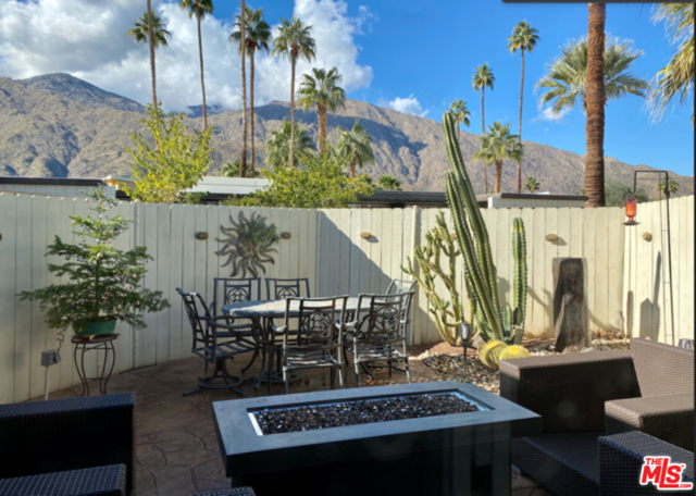 Image 4 for 1111 Palm Canyon Dr #353
