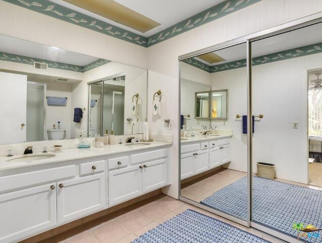 Image 21 for 1921 Grand Bahama Dr #E