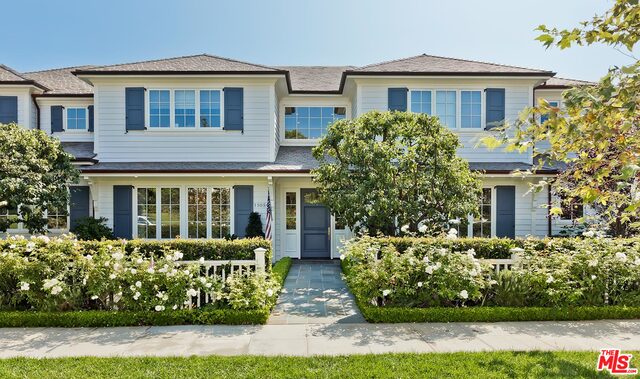 Photo of 15050 Altata Dr, Pacific Palisades, CA 90272
