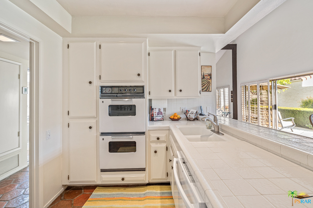 Image 19 for 1833 Araby Dr #15