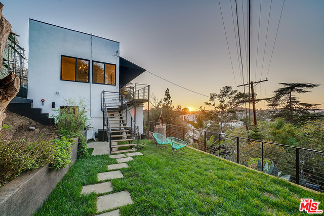 Photo of 2364 Loma Vista Pl, Los Angeles, CA 90039
